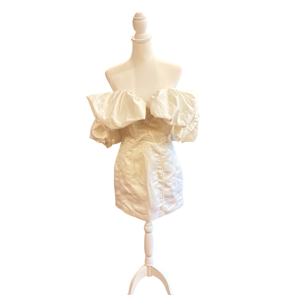 Line & Dot Goldie‎ Mini Off-shoulder Dress in Ivory Size Medium NWT - Picture 4 of 7